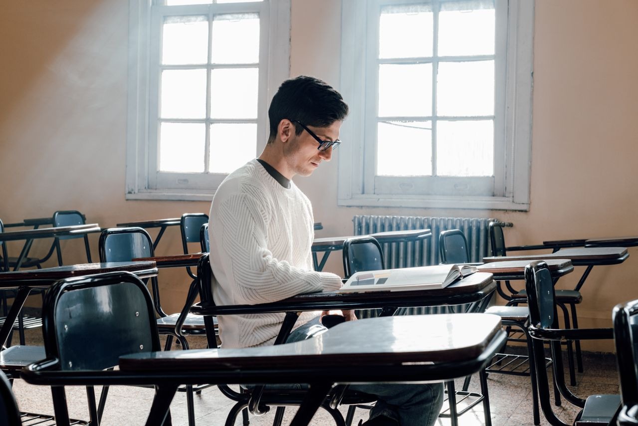 Cover Image for Can You Trust AI Sources Online? A Student’s Verification Checklist